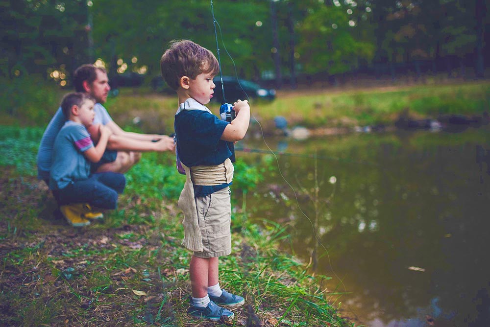Fishing-bonding-boy-children-enjoyment-father-brother-fishing-pole.