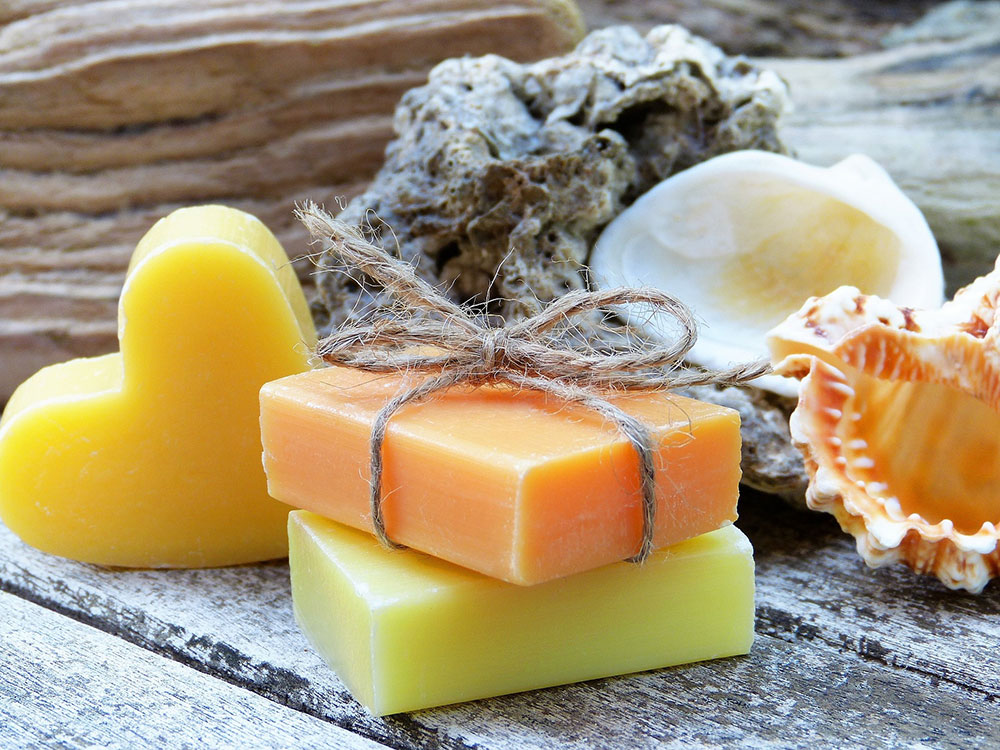 handmade-soap-heart-driftwood-shellfish